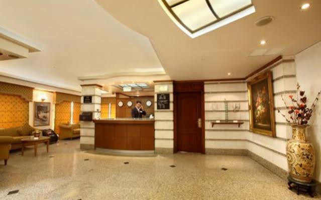 Capri Hotel Suites Amman Eksteriør bilde