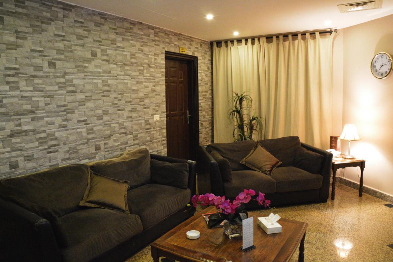 Capri Hotel Suites Amman Eksteriør bilde