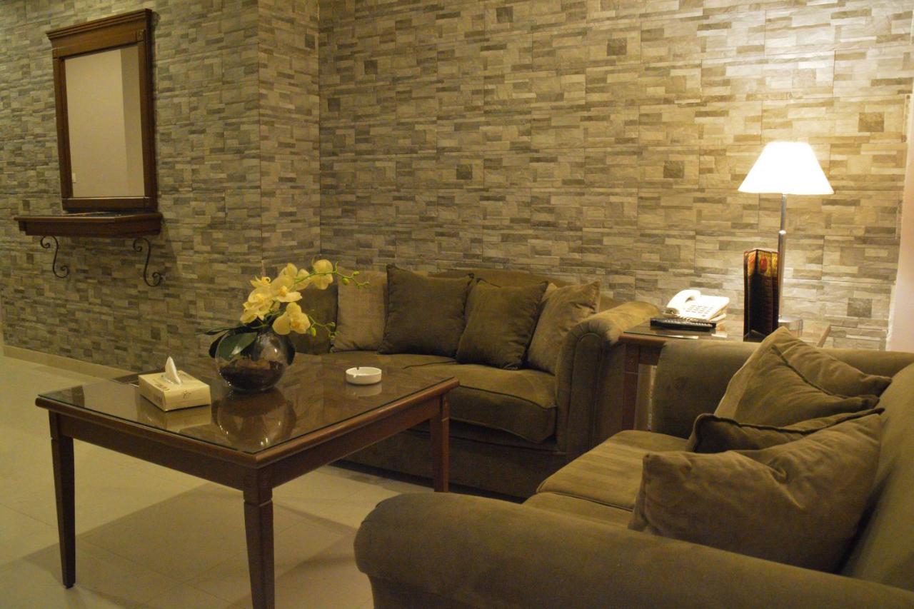 Capri Hotel Suites Amman Eksteriør bilde