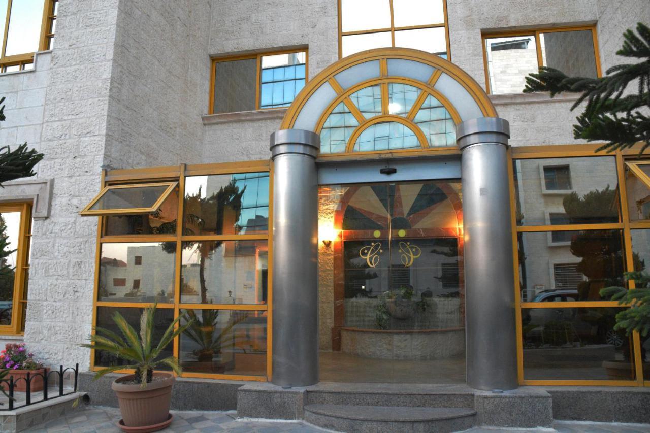 Capri Hotel Suites Amman Eksteriør bilde
